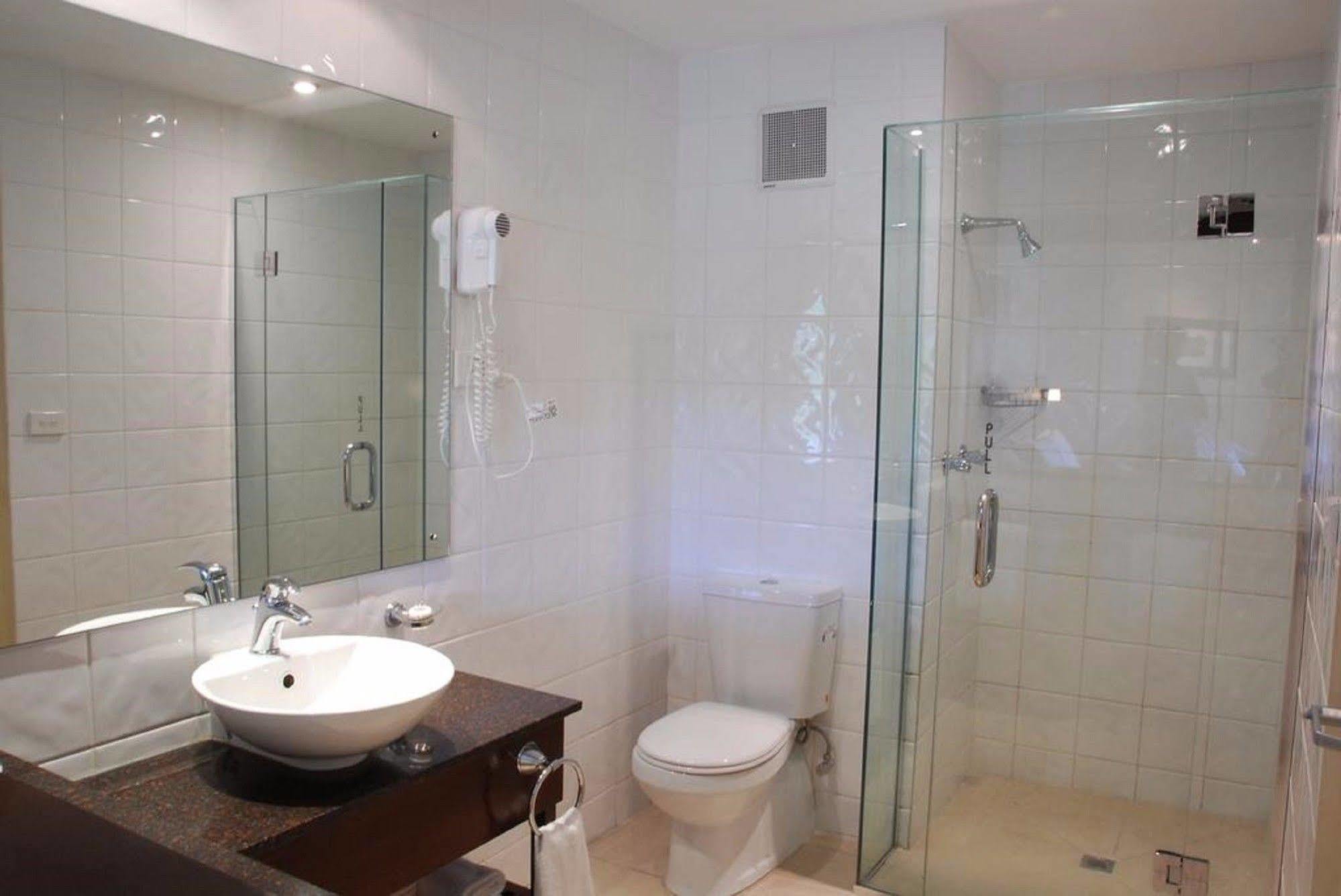 Tanoa Waterfront Hotel 4*